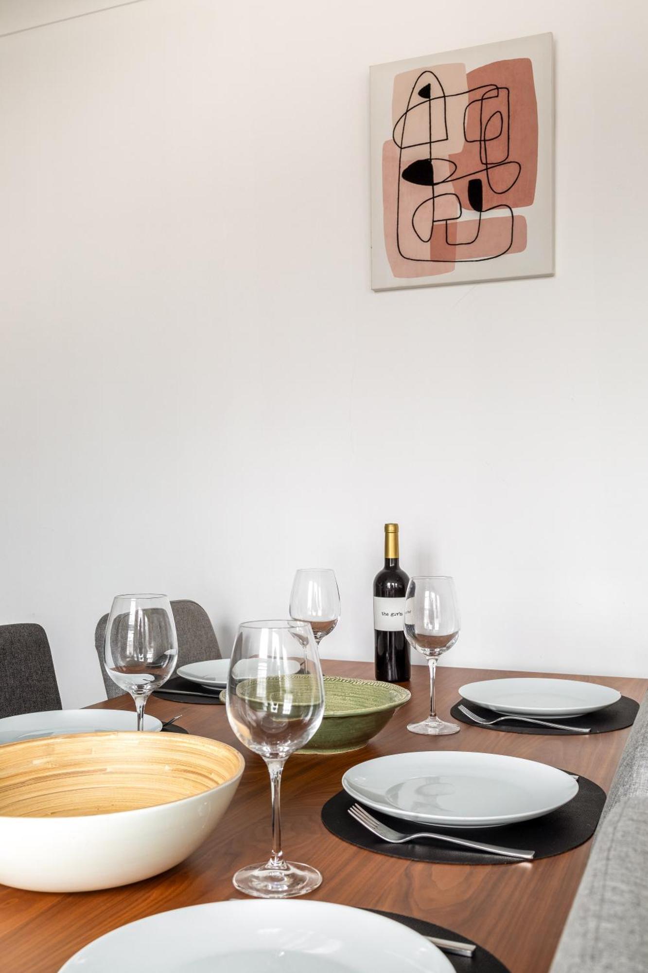 Super - 3 Large Bedrooms - Hosted By Agf Brighton