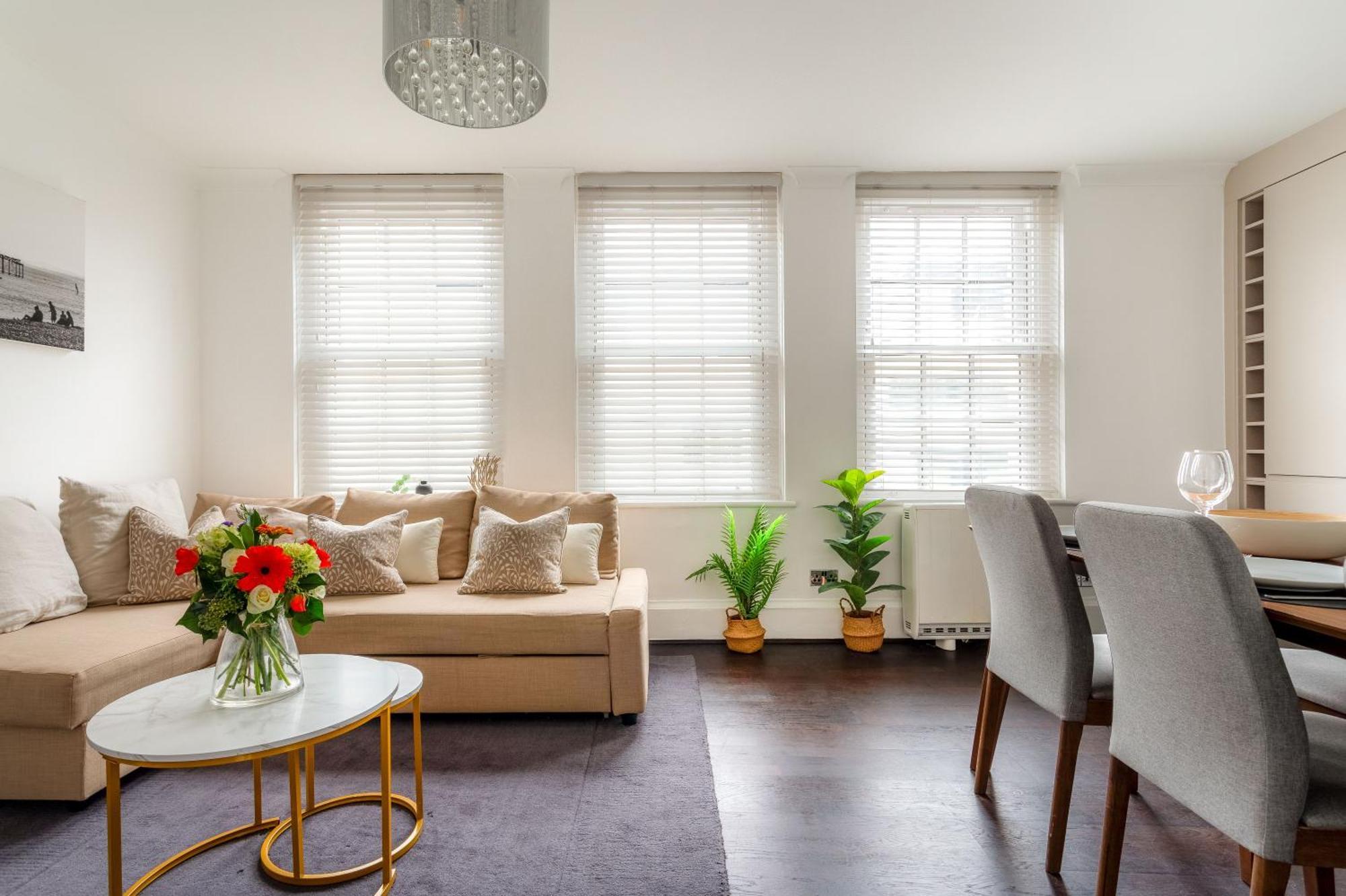 Super - 3 Large Bedrooms - Hosted By Agf