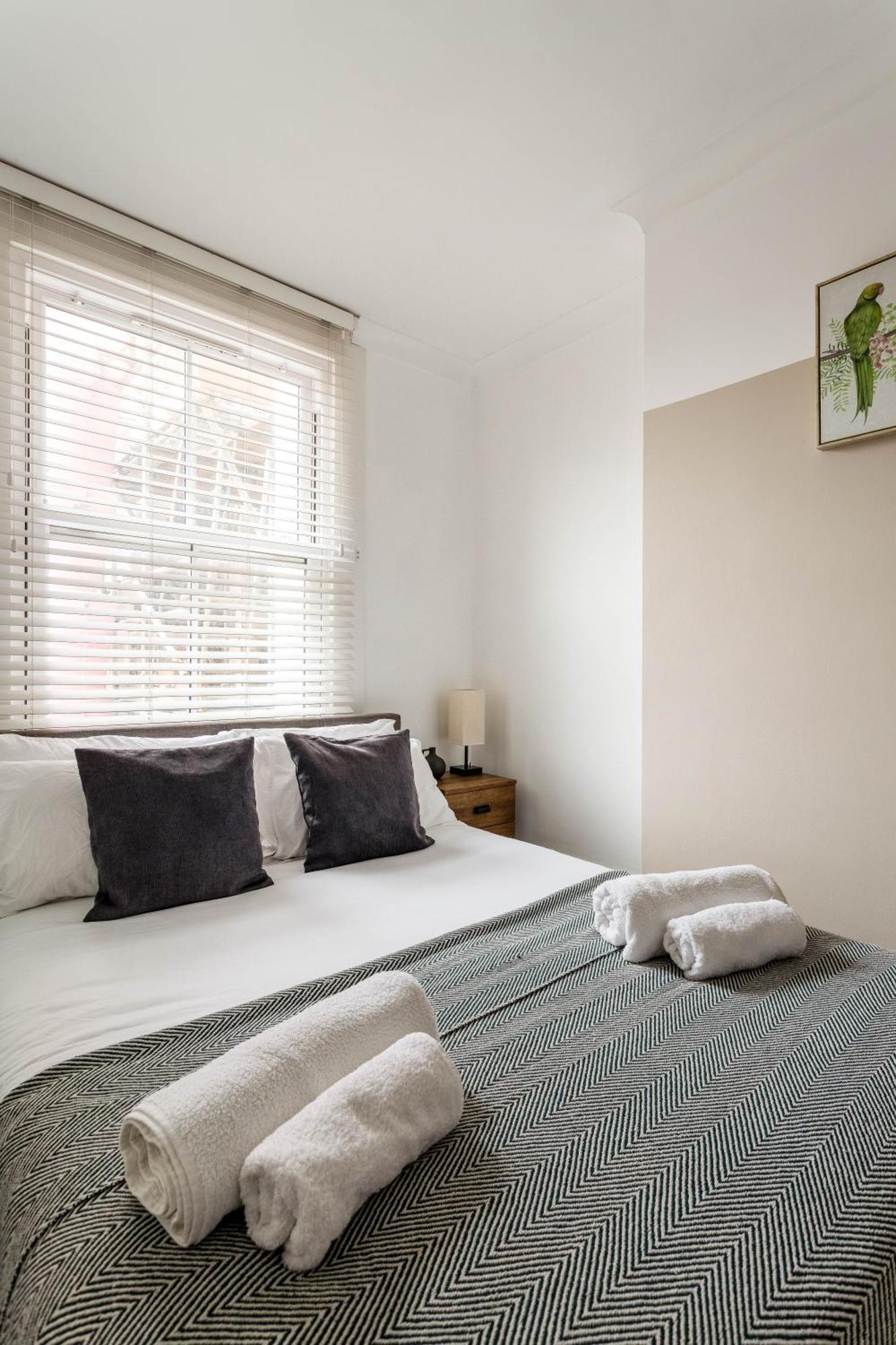 Apartment Super - 3 Large Bedrooms - Hosted By Agf Brighton